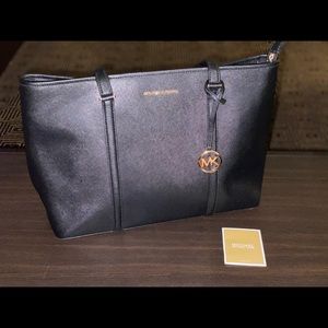 Used Michael Kors Sady Multifunctional Laptop Tote